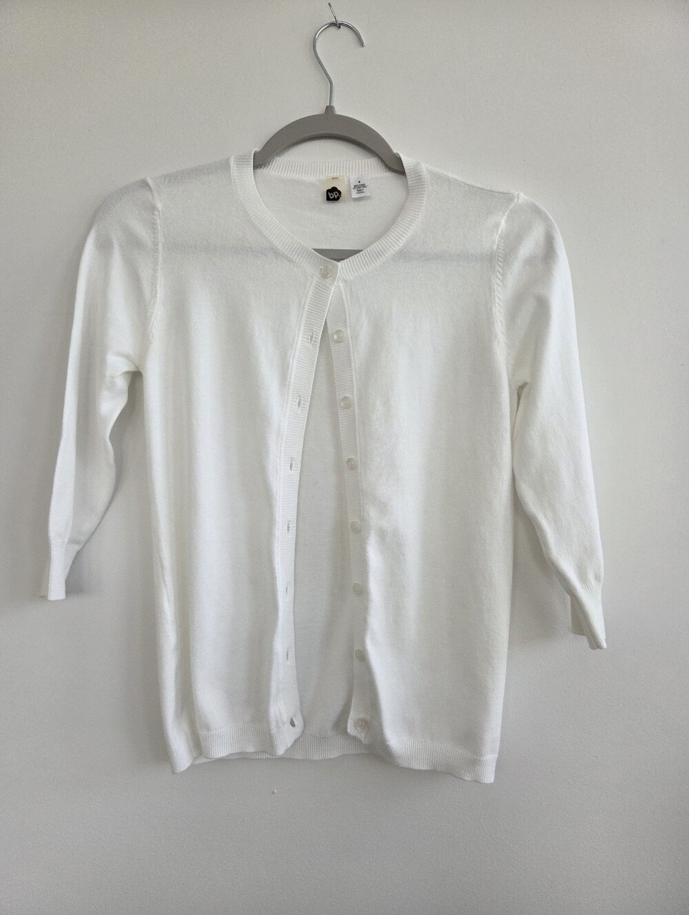White Classic Button Cardigan With 3/4 Sleeves, sz S